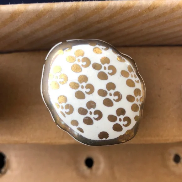 Kenar brand 3 drawer pull knobs - Picture 2 of 6